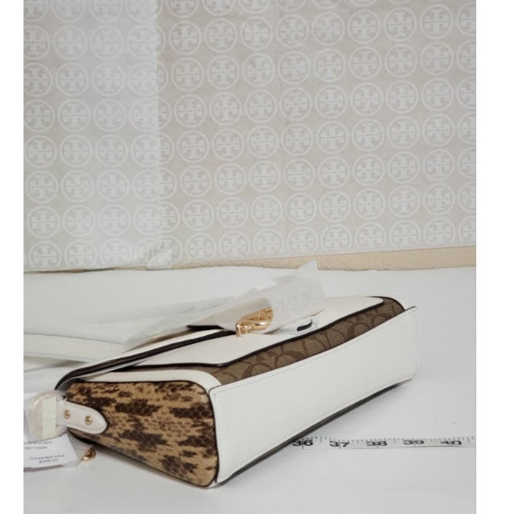 Coach JADE SHOULDER BAG IN BLOCKED SIGNATURE - Picture 10 of 10